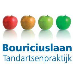 Foto: Vier noodkits uit Tandartsenpraktijk Bouriciuslaan - inhoud varieert per set