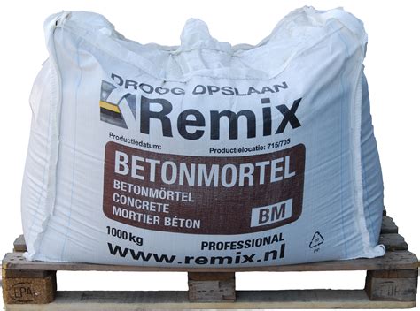 betonmortel met grind voor fundering