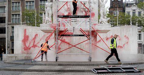 Monument op klei volgen