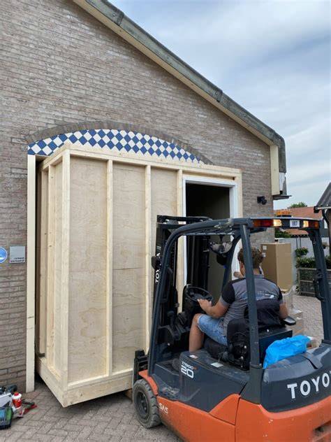Projektoverzicht met voltooide prefab badkamers