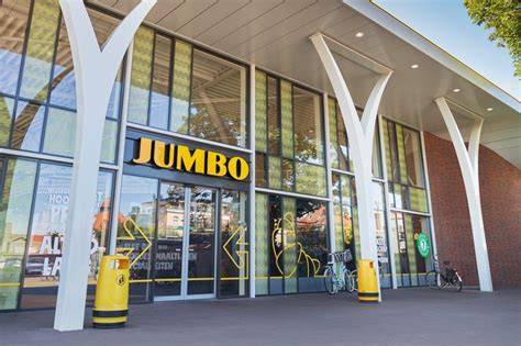 Jumbo Breda winkelgevel en entree