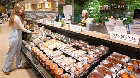 interieur vernieuwde Jumbo: versafdeling en zelfscan