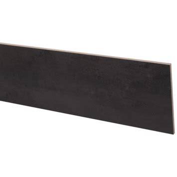 Infographic: montageproces stootbord CanDo 130x20 cm in beton antraciet