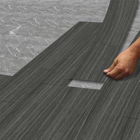 Antislip vloertegels en waterdicht wandpaneel voorbeeld