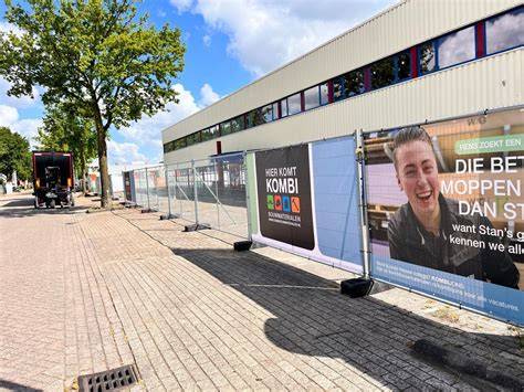 Bedrijfsillustratie: projecten van tuintrappen bij Rosmalen