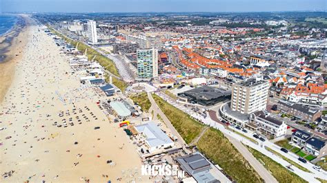 Infographic: Kaart met strand, centrum en parkeergelegenheid in Zandvoort