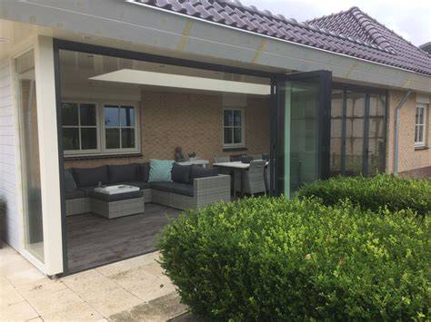 In- en outdoor living met vouwwand