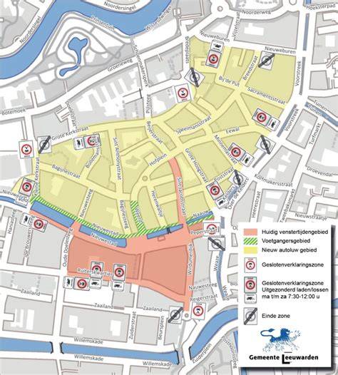 Plattegrond van autoluwe zone en parkeermogelijkheden in Leeuwarden