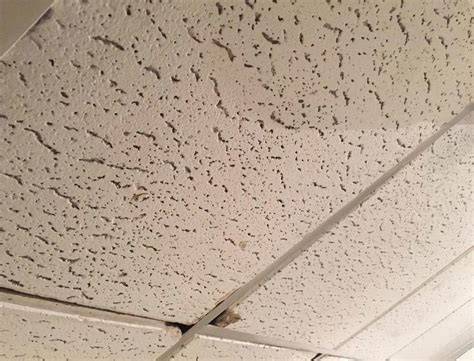 voorbeeld asbest plafondplaat met honingraatstructuur