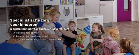 Beelden uit een ziekenhuis en kinderopvang