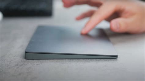 Demonstratie trackpad handtekening op MacBook