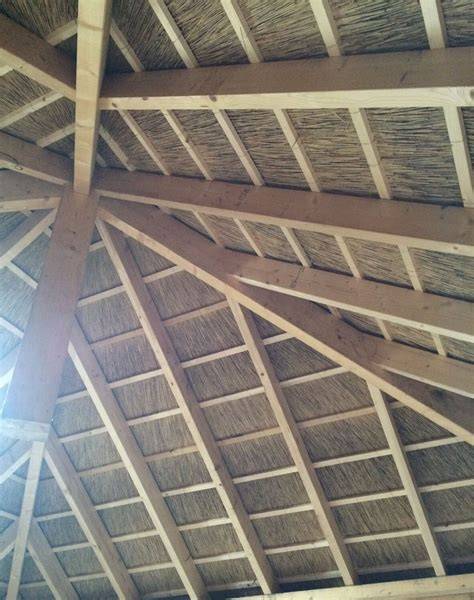 Traditionele open rieten constructie in detail
