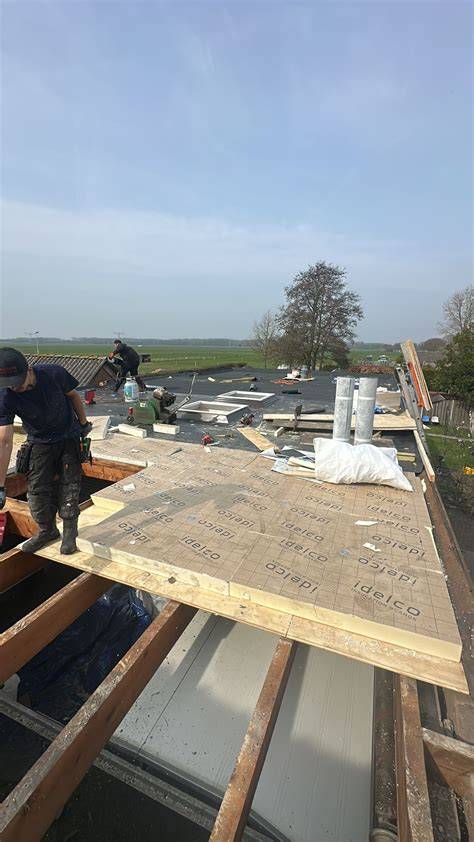 Diagram: opbouwdak na renovatie met dakbeschot en isolatie