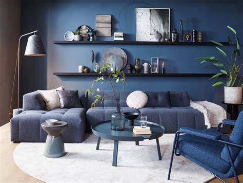 Indigo blauw loft interieur