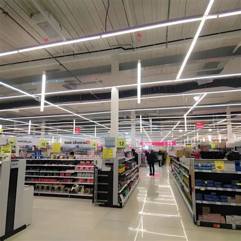 Infographic: Coop-verbouwingsthema's en LED-verlichting in de winkels