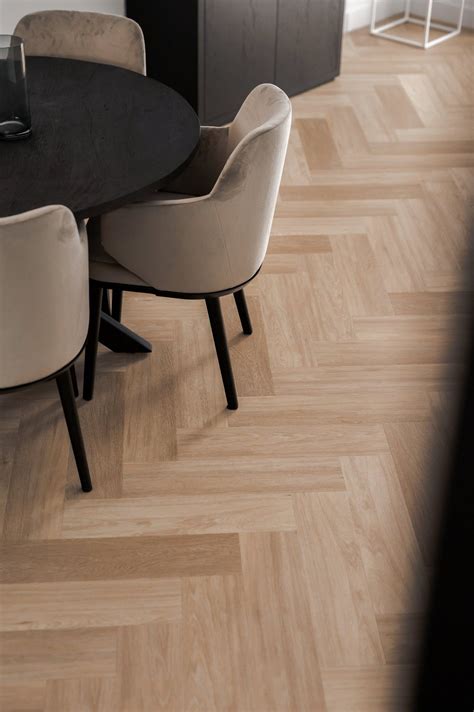 Foto: Woodstone Chevron visgraatpatroon