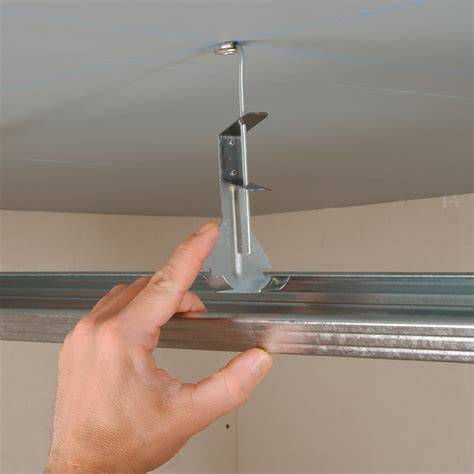 Diagram van een Gyproc plafond met metalstud raamwerk