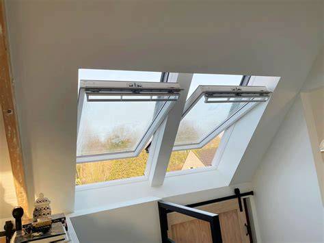 Illustratie: verticale duo vs. horizontaal duo dakramen en hun lichtspreiding