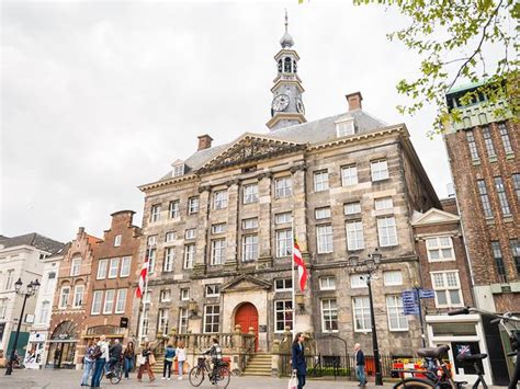Infographic: Restauratieproces van de stadhuisgevel