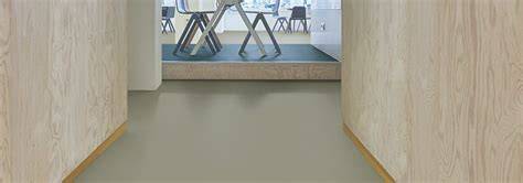 Afbeelding: Linoleum vloer en heldere coatingoverlay