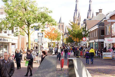 Infographic: Tijdlijn verbouwing Action Cuijk en tijdelijke winkels
