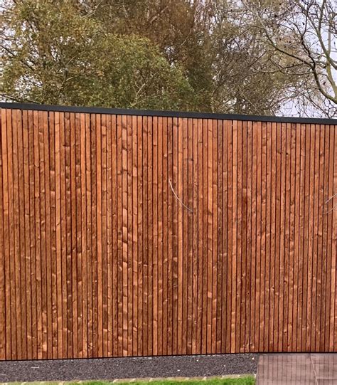 Grafiek: Brandklasseverdeling thermisch gemodificeerd hout vs. bamboe