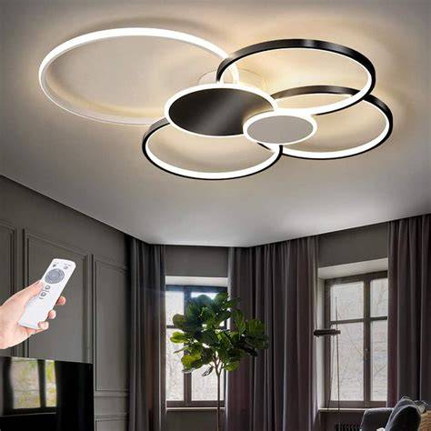 Afbeelding: Moderne zilveren plafondlampen in woonkamer