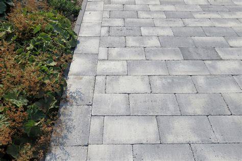 Afbeelding: Beton en klinkers in verschillende uitvoeringen