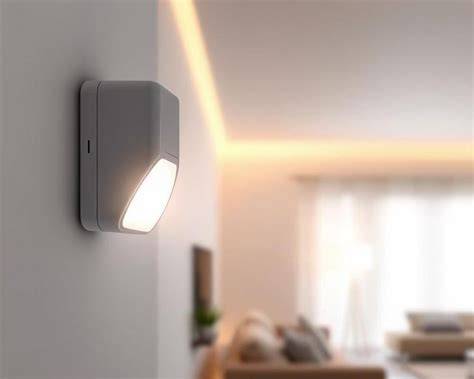 Voorbeeld: slimme spiegelverlichting en bewegingssensoren