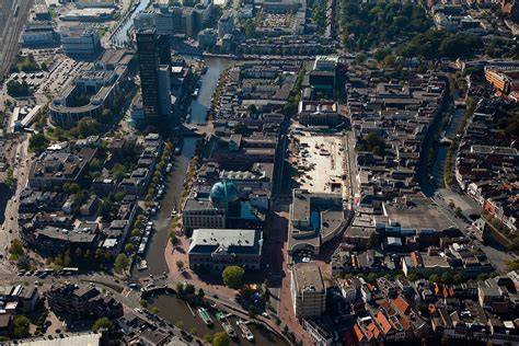 Willemskade vergroening en Beursgebouw