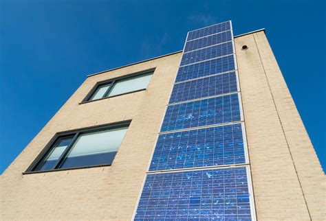 Zonnepanelen op gevel vs. dak: vergelijking