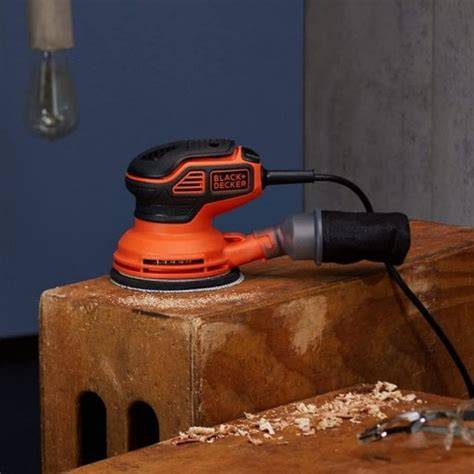 BLACK+DECKER KA199-QS 240W in actie