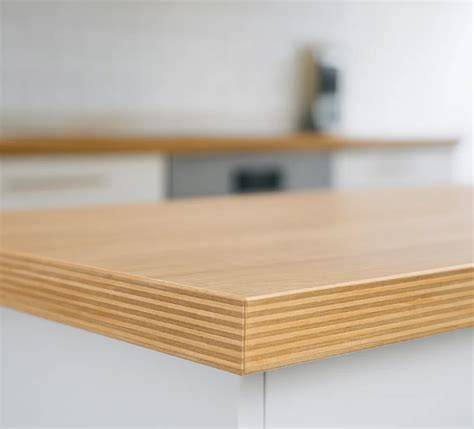 Infographic: Opbouw kunststof aanrechtblad (multiplex kern + decorpapier + HPL