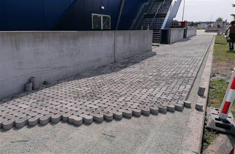 Schema van afvoermogelijkheden langs bestrating