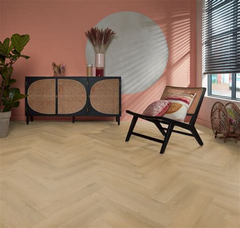 Infographic: vooorkeuren en installatie van Ambiant Spigato pvc visgraat