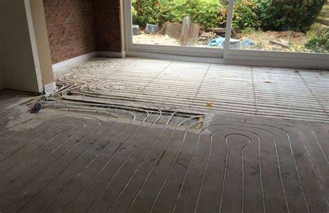 Diagram: Drie installatieopties natbouw, droogbouw en infrezen