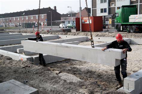 Infographic: overzicht van prefab betonmontage processen en betrokken partijen