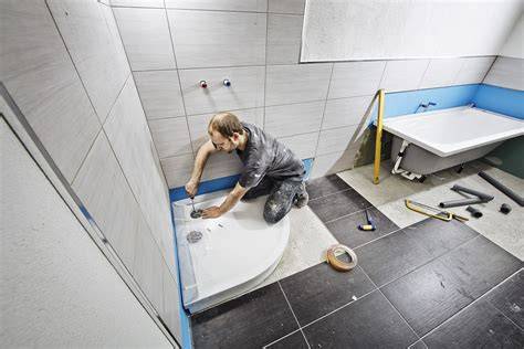 Infographic: Installatiestappen voor een douchecabine op tegelvloer en douchebak