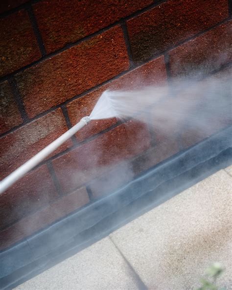 Beeld: correct voegwerk spoelen en reinigen