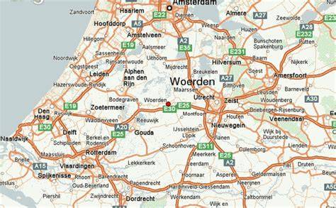 Kaart van Woerden en omliggende regio met aannemersbedrijven