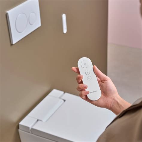 Overzicht van verschillende Geberit AquaClean modellen en accessoires