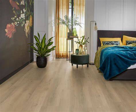Afbeelding: PVC stroken met houtlook en patroon