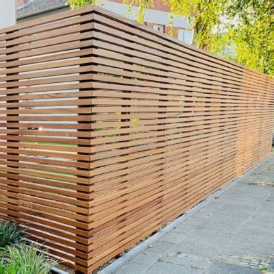Foto: 3D configuratie van maatwerk schutting met Ipé lamellen
