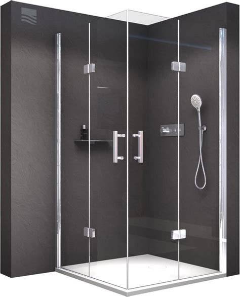 Afbeelding: 8mm veiligheidsglas met chromen profielen en hoekinstap