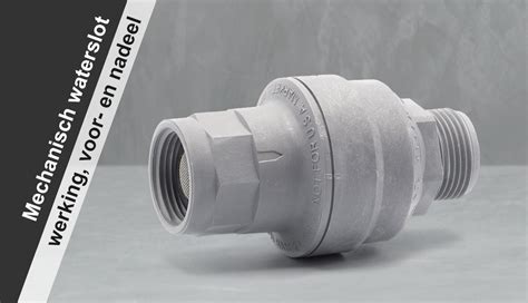 Infographic schematic: waterslot en vochtbarrière in zwembadconstructie