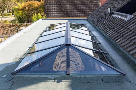 Illustratie: lichtstraat in dak bij tussenwoning