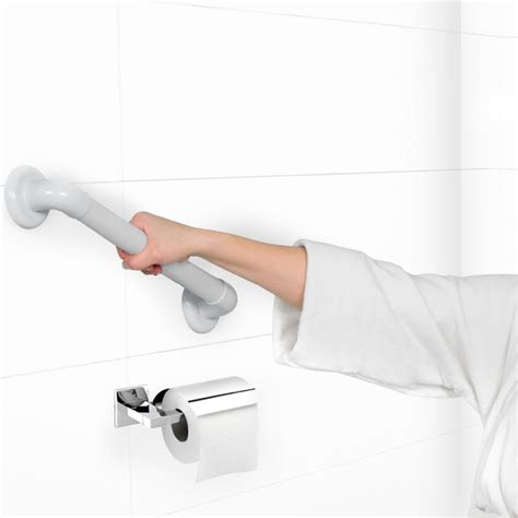 Foto: voorbeeldmontage van wandbeugel bij douche en toilet