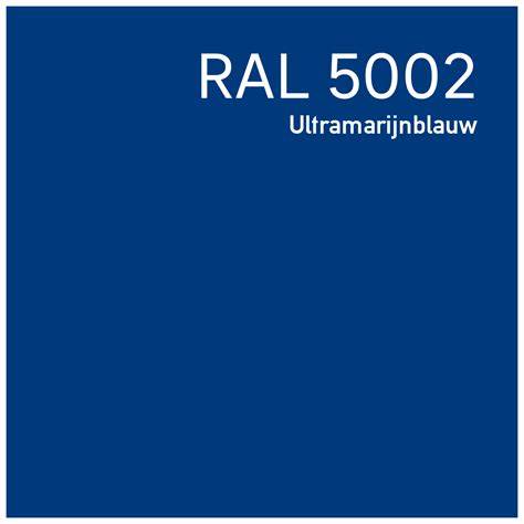 Infographic: Kleurkaart RAL 5002 Ultramarijn blauw en complementariteit met neutrale tinten