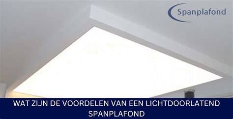 Schematische doorsnede van een akoestisch spanplafond met lichtinval