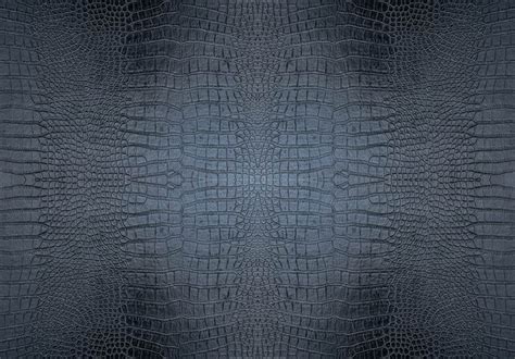 Close-up: krokodillenprint textuur in antraciet